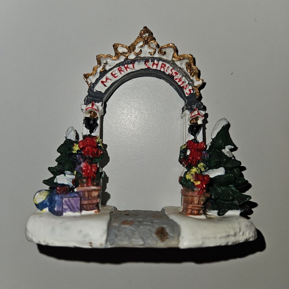 Merry Christmas Holiday Entrance Arch Mini Figurine Village Accessory